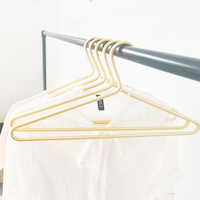 Lot de 100 cintres ronds en fil métallique enduit pour vêtements et vêtements de garde-robe pour salle de bain et salon balcon