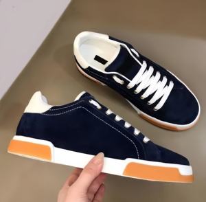 Chaussures de marche basses unisexes en cuir respirant de qualité supérieure, baskets décontractées plates antidérapantes pour l'extérieur - Product Image 1