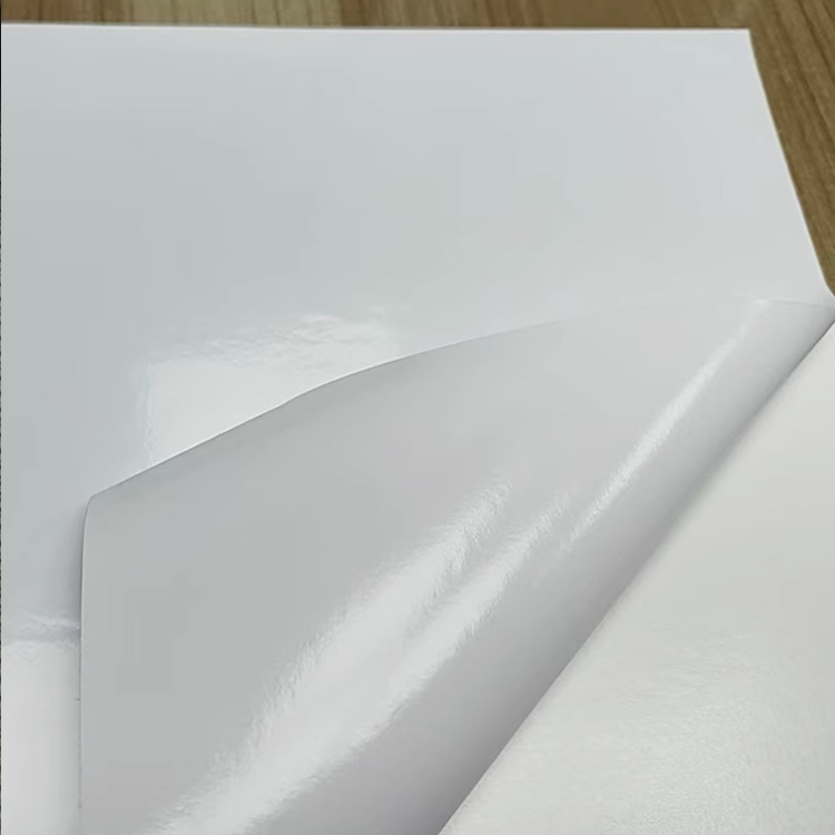 Adesivo auto bianco rimovibile