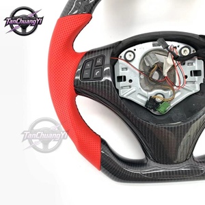 Volant de voiture personnalisé avec LED en fibre de carbone pour E90 E92 E93 pour E87 2004/2008 E60 - Product Image 2