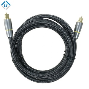 Câble Toslink de 2 mètres avec connecteurs en métal et veste tressée, 6 pieds - Product Image 5