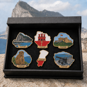 Set de Regalo de Pines Esmaltados Personalizados con Temática de Gibraltar: Pin de Solapa del Fuerte Rock Monkey, Souvenir Turístico y Pin con Vista al <span class=keywords><strong>Estrecho</strong></span>, en Caja de Regalo - Product Image 1