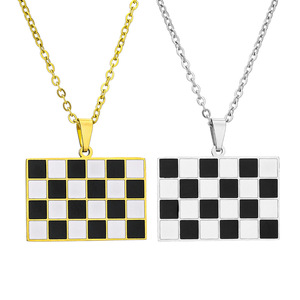 Collana con Ciondolo Bandiera da Corsa in Acciaio Inossidabile, Accessorio di Alta Gamma per Uomo e Donna Autunno-Inverno - Product Image 6