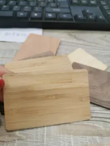 13.56 MHz RFID IC <span class=keywords><strong>Carte</strong></span>-clé en bois 1K Chip Cherry Wood <span class=keywords><strong>Carte</strong></span> de <span class=keywords><strong>visite</strong></span> NFC Tap Membership Visit Card Bamboo RFID Tap Bamboo NFC Tap - Product Image 6