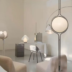 Lampe sur pied LED en métal chromé de luxe avec globe en acrylique blanc, hauteur réglable, pour salon, décoration d'hôtel - Product Image 4
