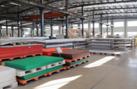 Planche à découper carrée en plastique pour usage commercial, qualité alimentaire, antibactérienne, anti-moisissure, double face, antidérapante, colorée