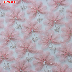 Tessuto in Pizzo Tulle con Perline e Fiori 3D di Lusso, Vendita all'Ingrosso - Product Image 1