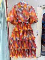 Robe midi tie-dye à volants pour femme, manches courtes bouffantes, col à revers, ceinture à la taille, robe chemise superposée pour les fêtes et la plage