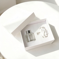 Diffuseur de parfum d'ambiance artisanal en porcelaine et céramique, parfumé aux fleurs, pour aromathérapie à domicile, avec bâtonnets en rotin et huiles essentielles