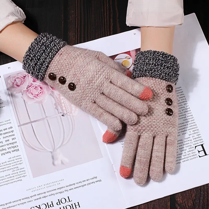 Guanti acrilici lavorati a maglia caldi invernali da donna foderati termici all'ingrosso della fabbrica di moda guanti Touch Screen con bottoni