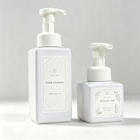 Flacons pompe pour lotion cosmétique personnalisés par le fabricant avec étiquette personnalisée pour emballage de shampoing, soins de la peau, savon pour le corps, savon pour les mains et désinfectant.