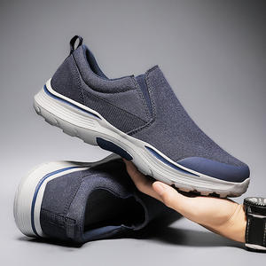 Baskets en toile pour hommes de grande taille, chaussures de sport respirantes et décontractées, baskets légères pour l'extérieur, chaussures en tissu pour hommes en une seule pièce - Product Image 3