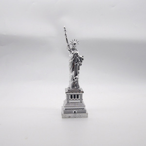 SE7ART.<span class=keywords><strong>COM</strong></span> Modèle de la Statue de la Liberté, monument américain, en métal bronze électroplaqué, décoration de table 3D, objet de collection - Product Image 6