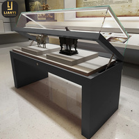 La collection verticale de vitrine de bijouterie expose la vitrine en verre pour le musée utilisé