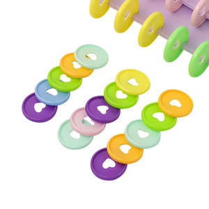 <span class=keywords><strong>Anneaux</strong></span> de <span class=keywords><strong>reliure</strong></span> en plastique transparents colorés en forme de cœur pour système de <span class=keywords><strong>reliure</strong></span> à disques pour albums et carnets à feuilles mobiles - Product Image 3