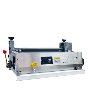 Aplicador de <span class=keywords><strong>pegamento</strong></span> de fusión en caliente, máquina de <span class=keywords><strong>pegamento</strong></span> de fusión en caliente, esparcidor de recubrimiento adhesivo, máquina de encolado de papel de cuero - Product Image 2