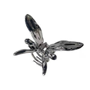 Nouvelle Pince à Cheveux Papillon Argentée Élégante, Design Simple et de Luxe, Bijou de Mode pour Femme - Product Image 5