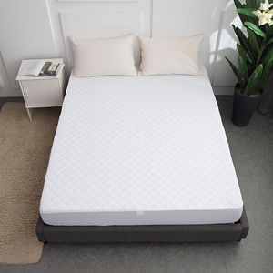 Housse de protection de matelas en polyester 100% matelassé hypoallergénique imperméable avec fermeture à glissière pour la maison et les hôtels Style uni - Product Image 4