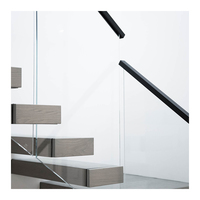 Escalier Flottant Intérieur Moderne Écologique de Haute Qualité avec Garde-Corps en Acier, Bois et Verre, Options de Marches Personnalisables pour Hall et Appartement