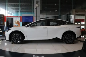 รถยนต์โตโยต้า BZ3 ปี 2025 สีขาว รุ่น Elite PRO ปี 2024 รถยนต์ SUV พลังงานไฟฟ้าล้วน รุ่นใหม่ล่าสุด รถยนต์พลังงานใหม่ BZ3X รถยนต์ไฟฟ้า - Product Image 2