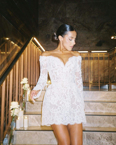 Mily Bridal MHL575 <span class=keywords><strong>Vestidos</strong></span> de Novia <span class=keywords><strong>Cortos</strong></span> <span class=keywords><strong>para</strong></span> <span class=keywords><strong>Boda</strong></span> <span class=keywords><strong>Civil</strong></span> de Encaje con Corte en A, Hombros Descubiertos, Manga Larga y Cuello en V - Product Image 2