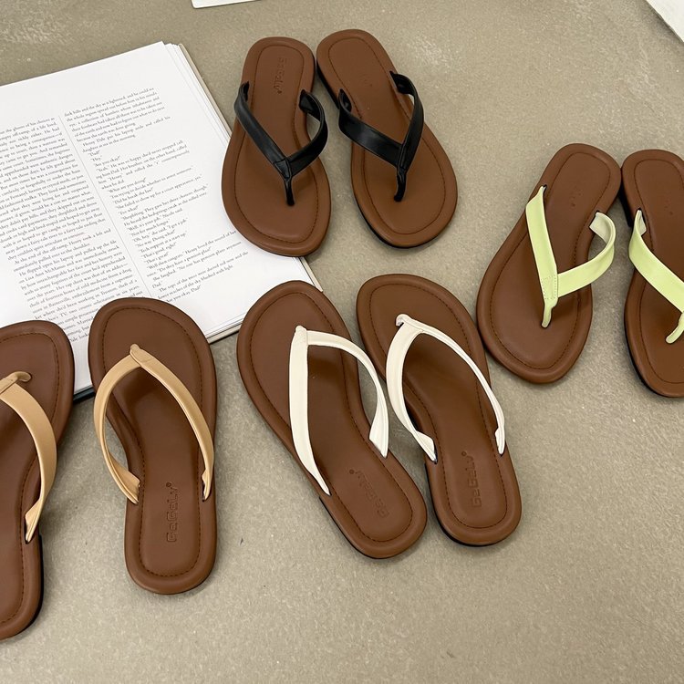 Wholesale Girls Leather PU Slipper Women Shoes Summer Sandals Flat Flip Flops Slippers