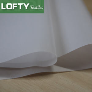 Rollo de <span class=keywords><strong>Material</strong></span> de Pongee de poliéster de sublimación de tinte B1 alemán para Bandera de lágrima de publicidad - Product Image 2