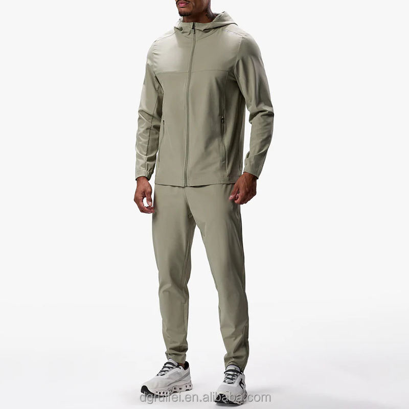 Alibaba Wholesale Tracksuits Fashion Jogging Tracksuit For Men