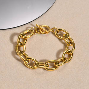 ชุดเครื่องประดับ2ชิ้นสำหรับผู้หญิงสร้อยคอชุบทอง18K ปราศจากรอยเปื้อนขนาดใหญ่ทันสมัย - Product Image 4