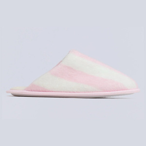 Ciabatte da <span class=keywords><strong>Casa</strong></span> per <span class=keywords><strong>Donna</strong></span>, Design Chic a Righe Rosa e Bianche, Delicato Ricamo a Cuore Rosa sulla Soletta, <span class=keywords><strong>Pantofole</strong></span> Mule - Product Image 3