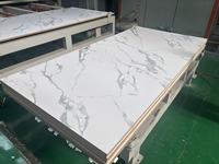 Panneau HDF Moderne de Classe E1, Résistant à l'Humidité, pour Décoration Intérieure et Aménagement Commercial