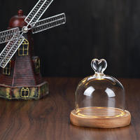 Rose éternelle LED sous cloche en verre, personnalisable, vente en gros, cadeau d'anniversaire, de fêtes, pour maman, Noël, Pâques, Nouvel An chinois