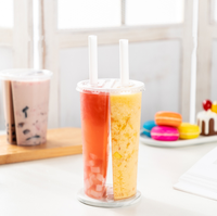 Vente en gros de tasse en plastique PP transparente à double compartiment de 700ml, séparateur de thé de 90mm de diamètre avec bouchons partagés par deux