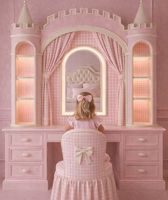 Bureau enfant sur le thème du château de rêve à l'européenne, avec plusieurs tiroirs de grande capacité, table d'étude et d'écriture pour les chambres des filles