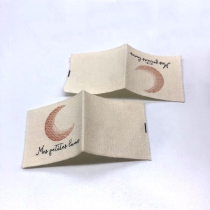 Etiqueta de impresión de algodón <span class=keywords><strong>para</strong></span> ropa Logotipo de impresión personalizado Etiqueta de impresión de camiseta - Product Image 4