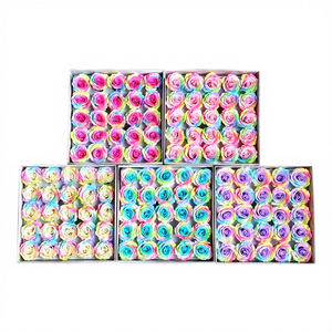Confezione Regalo di Fiori di Sapone a Forma di Rosa 'Amore Eterno', Regalo di Compleanno, Fiori di Sapone a Rosa per San Valentino - Product Image 1