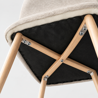 Chaise à dossier en forme de cuillère, certifiée E0, rembourrée, pour salle à manger, avec support pour commandes en gros pour les grossistes en meubles