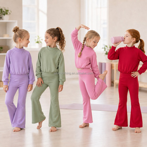 Ensemble de yoga pour filles, haut à manches longues en tissu yoga, pantalon large, vêtements de sport, logo personnalisé, vente en gros - Product Image 4