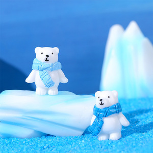 Figuras de Resina de Oso Polar con Bufanda Azul, Decoración en Miniatura para el Hogar, Adornos Artesanales - Product Image 3