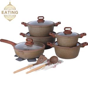 2025 nueva llegada juego de utensilios de cocina 20/24/28/32 cazuela 28 sartén profunda 3 uds protectores de ollas 2 uds utensilios de silicona de buena calidad - Product Image 6