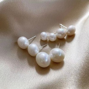 Pearl Stud <b>Earrings</b> Ball Shape Geometric Design Everyday Wear Copper Ear <b>Post</b> 1 Pair - Product Image 1