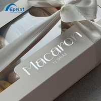 Boîte à chocolat personnalisée avec fenêtre et couvercle, emballage alimentaire à emporter, impression couleur avec logo en feuille d'or pour biscuits et macarons