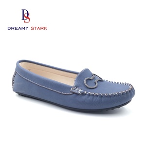 Chaussures plates décontractées confortables en PU pour femmes, mocassins légers à semelles souples, grandes tailles pour le printemps et l'automne - Product Image 1