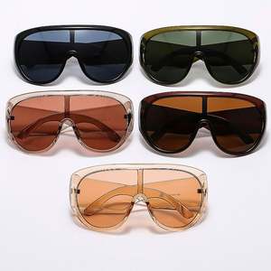 Gafas de Sol Deportivas Extra Grandes de Moda 2025 con Logotipo Personalizado, Protección UV400, Montura Negra Grande, Estilo Y2K, para Ciclismo, Hombres y Mujeres - Product Image 3