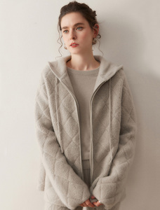 Maglione Cardigan <span class=keywords><strong>con</strong></span> cappuccio in Cashmere <span class=keywords><strong>con</strong></span> cappuccio <span class=keywords><strong>con</strong></span> motivo a rombi <span class=keywords><strong>con</strong></span> ricamo asciugamano da <span class=keywords><strong>donna</strong></span> - Product Image 4
