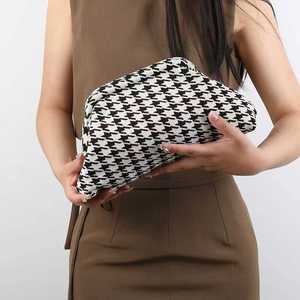 Bolsa Clutch de Luxo com Estampa de Leopardo e Blocos de Cor, Grande Capacidade, Versátil, Bolsa de Maquiagem para Mulheres - Product Image 6