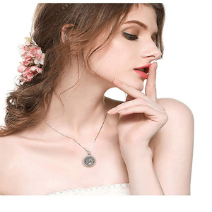 Collar de Urna de Cristal para Cenizas, Collar de Cremación con Árbol de la Vida y Corazón para Cenizas Humanas, Joyería Conmemorativa para Cenizas - Product Image 4