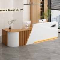 Comptoir de caisse en bois de luxe haut de gamme, en forme de L, incurvé, pour réception commerciale, mobilier de bureau orange-blanc