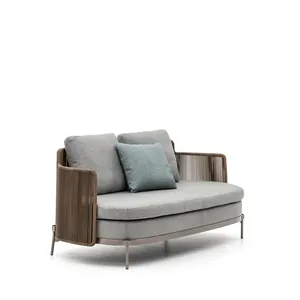Set di sofà intrecciata in PE rattan da giardino e divano da giardino con intreccio in corda di legno per esterni