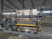 Machine à fabriquer des barquettes à œufs en papier recyclé à fonctionnement stable pour les fermes avicoles et les entreprises d'emballage